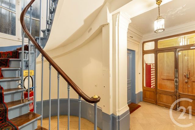 Appartement F3 à vendre - 3 pièces - 63.86 m2 - PARIS - 75008 - ILE-DE-FRANCE - Century 21 Quartier Des Théâtres