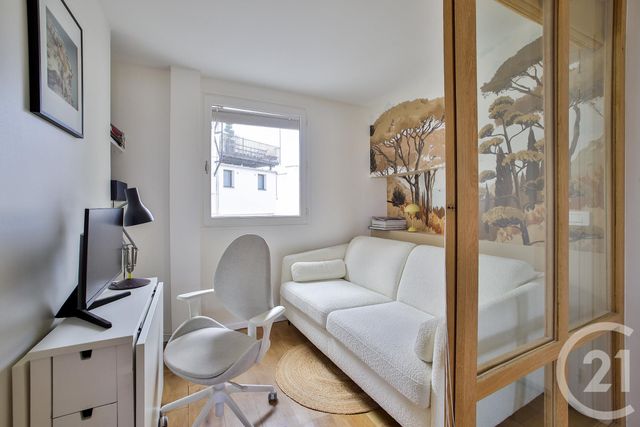 Appartement F3 à vendre - 3 pièces - 70.6 m2 - PARIS - 75009 - ILE-DE-FRANCE - Century 21 Quartier Des Théâtres