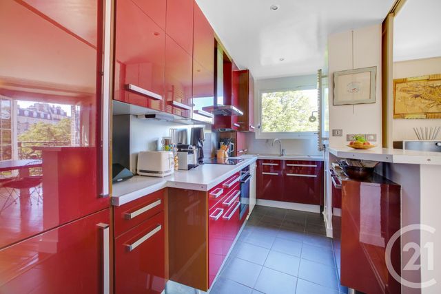 Appartement F5 à vendre - 5 pièces - 93.15 m2 - PARIS - 75018 - ILE-DE-FRANCE - Century 21 Quartier Des Théâtres