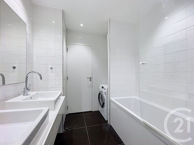 Appartement F2 à louer - 2 pièces - 56.14 m2 - PARIS - 75010 - ILE-DE-FRANCE - Century 21 Quartier Des Théâtres
