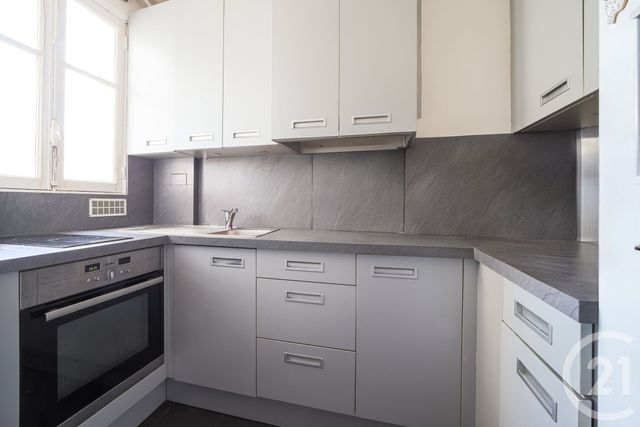 Appartement F2 à vendre - 2 pièces - 47.0 m2 - PARIS - 75009 - ILE-DE-FRANCE - Century 21 Quartier Des Théâtres