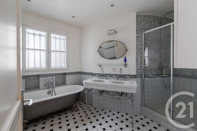 Appartement F6 à vendre - 6 pièces - 169.09 m2 - PARIS - 75009 - ILE-DE-FRANCE - Century 21 Quartier Des Théâtres