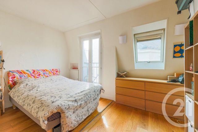 Appartement F2 à vendre - 2 pièces - 35.77 m2 - PARIS - 75008 - ILE-DE-FRANCE - Century 21 Quartier Des Théâtres