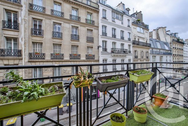 Appartement Duplex à vendre - 3 pièces - 70.72 m2 - PARIS - 75009 - ILE-DE-FRANCE - Century 21 Quartier Des Théâtres